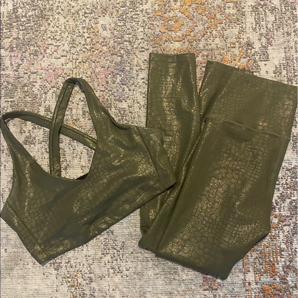 Carbon38 Green Crocodile Set